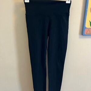 Fabletic’s Women’s Black Leggings